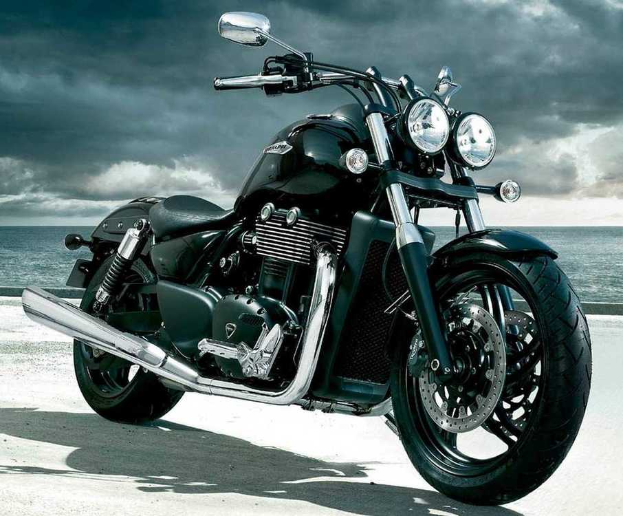 thunderbird-1600-storm_2013_1.jpg